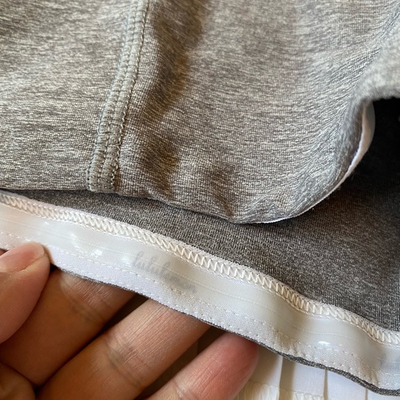 Lululemon White/Grey Pleat to Street Skirt Size 2 - Picture 16 of 16